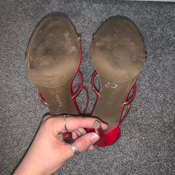 Red bebe - Picture 3 of 4